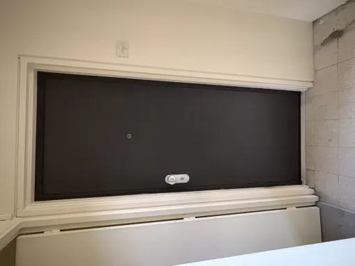 Installation d'une porte d'entrée d'appartement aux normes A2P et BP1 et blindée sur Mérignac, Bordeaux, RENOVISOL 33