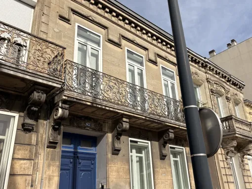 Changement de trois fenêtres PVC en double vitrage à Bordeaux, Bordeaux, RENOVISOL 33