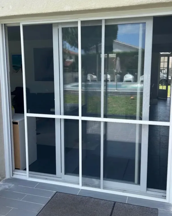 Pensez à installer vos moustiquaires pour l'été avec Rénovisol 33, Bordeaux, RENOVISOL 33